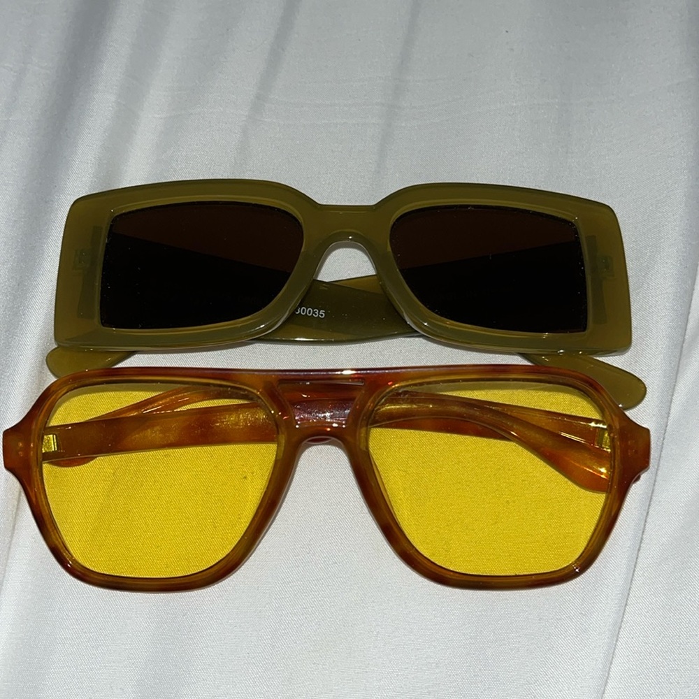 Bundle of sunglasses